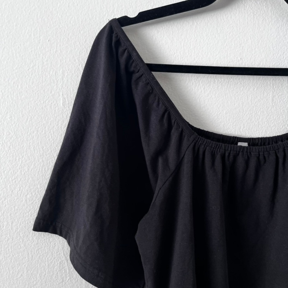 Pact Women's Luxe Jersey Flutter Sleeve Top in Black Short Sleeve size small - Picture 3 of 10